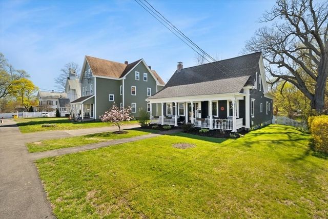 106 Bay St, Taunton, MA 02780