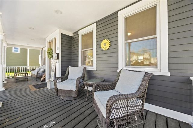 106 Bay St, Taunton, MA 02780