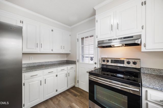 2821 Edgewood Avenue, Burlington, NC 27215