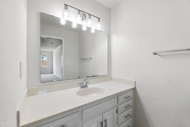 2821 Edgewood Avenue, Burlington, NC 27215