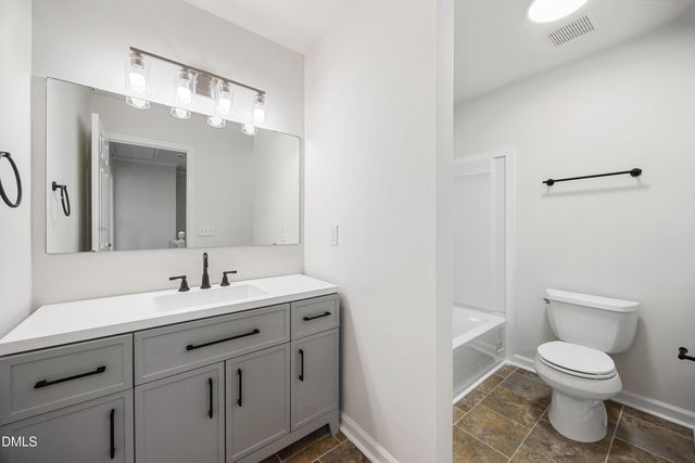 2821 Edgewood Avenue, Burlington, NC 27215