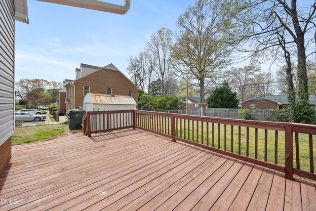 2821 Edgewood Avenue, Burlington, NC 27215