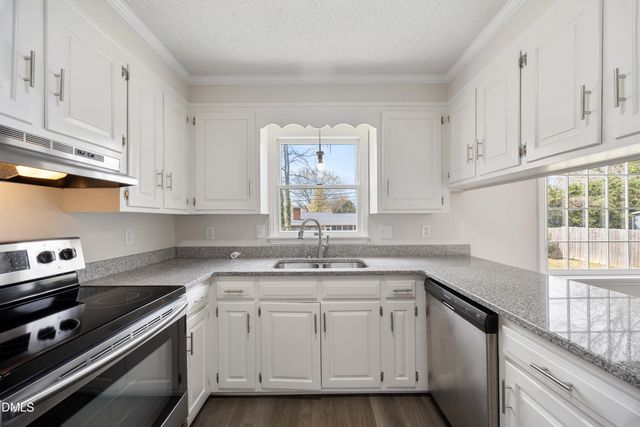 2821 Edgewood Avenue, Burlington, NC 27215