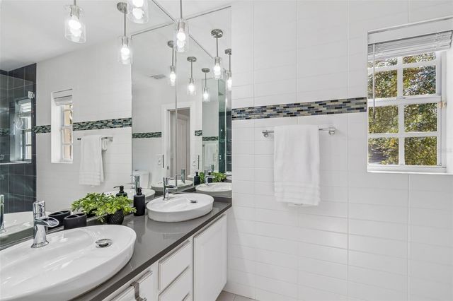 1013 W HORATIO STREET A, Tampa, FL 33606