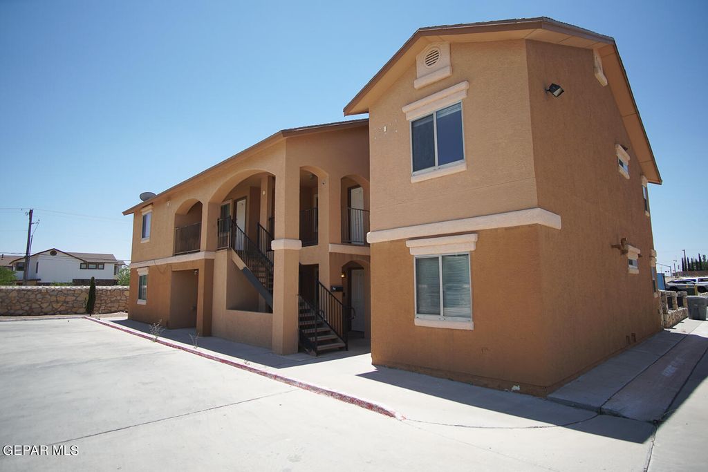 3400 Blue Earth Lane D, El Paso, TX 79936