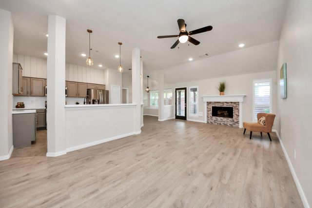 5012 N Nelson Avenue, Katy, TX 77493