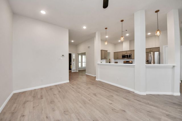 5012 N Nelson Avenue, Katy, TX 77493
