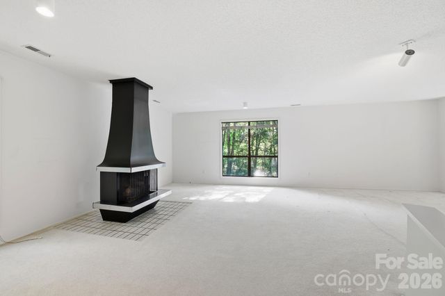 3423 Tinkerbell Lane, Charlotte, NC 28210