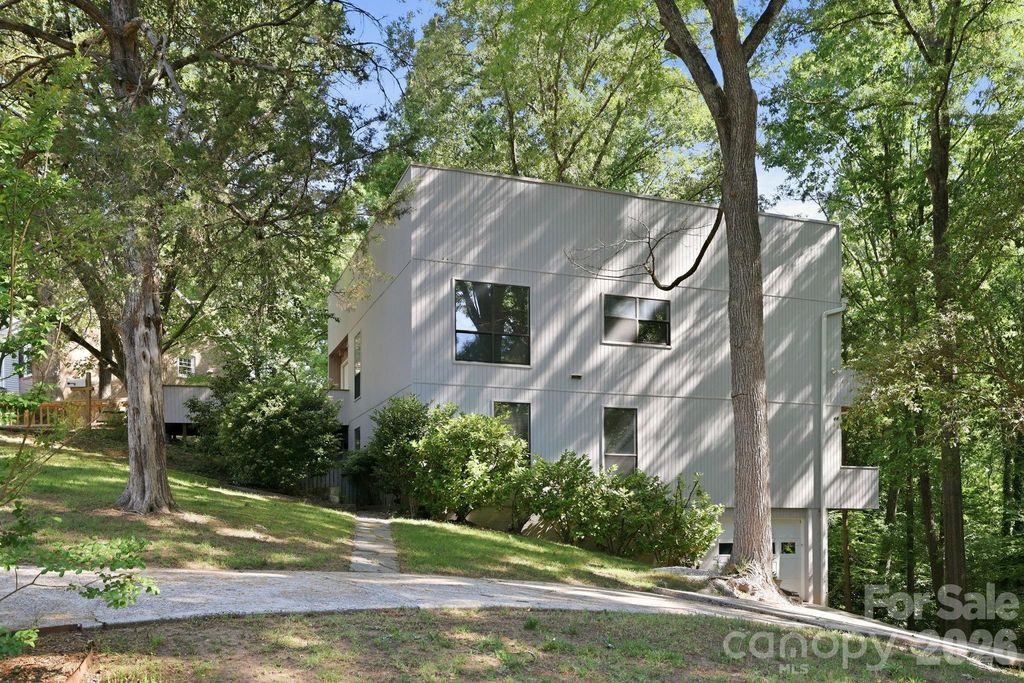 3423 Tinkerbell Lane, Charlotte, NC 28210