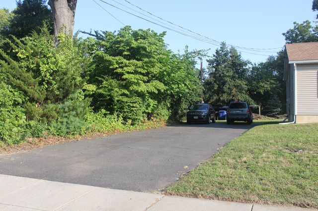 97 HENDRICKSON AVE, Edgewater Park, NJ 08010