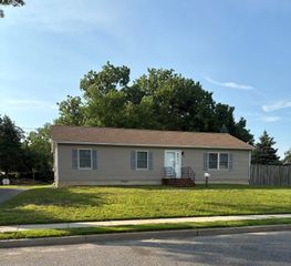 97 HENDRICKSON AVE, Edgewater Park, NJ 08010