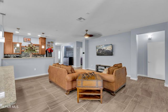 12631 Mark Twain Avenue, El Paso, TX 79928