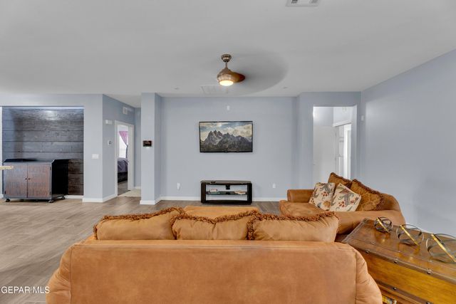 12631 Mark Twain Avenue, El Paso, TX 79928