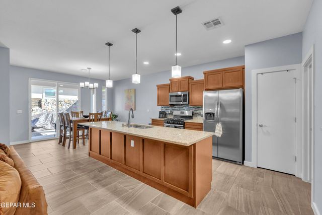 12631 Mark Twain Avenue, El Paso, TX 79928