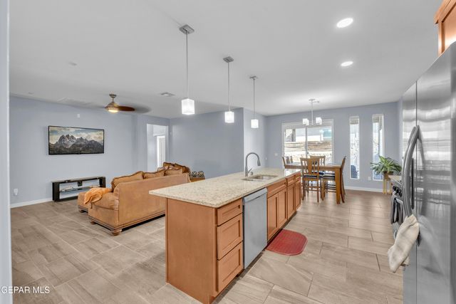 12631 Mark Twain Avenue, El Paso, TX 79928