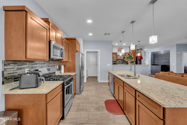 12631 Mark Twain Avenue, El Paso, TX 79928