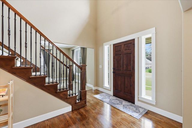 15923 N Woodcrest Ct, Spokane, WA 99208
