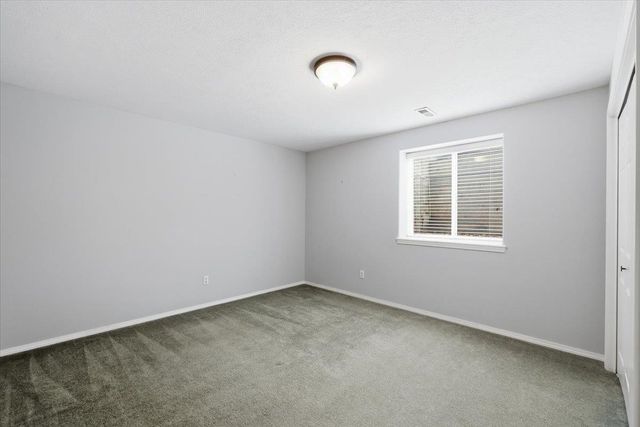 15923 N Woodcrest Ct, Spokane, WA 99208