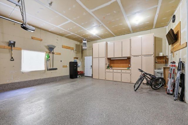 15923 N Woodcrest Ct, Spokane, WA 99208