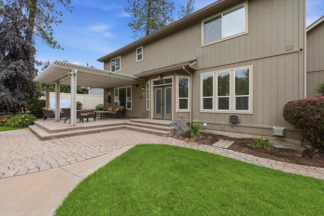 15923 N Woodcrest Ct, Spokane, WA 99208