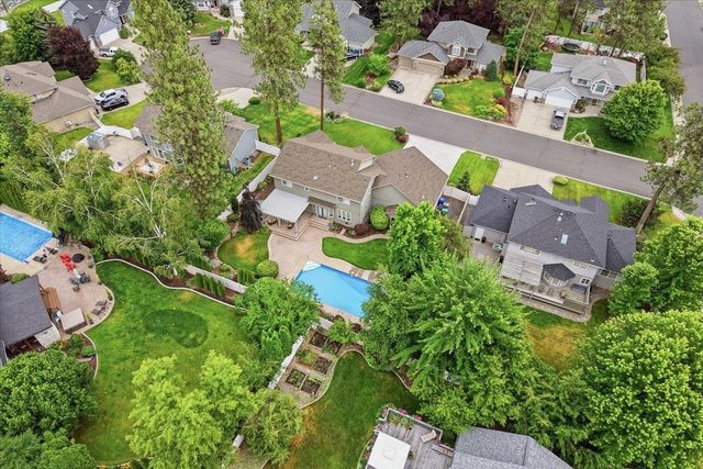 15923 N Woodcrest Ct, Spokane, WA 99208