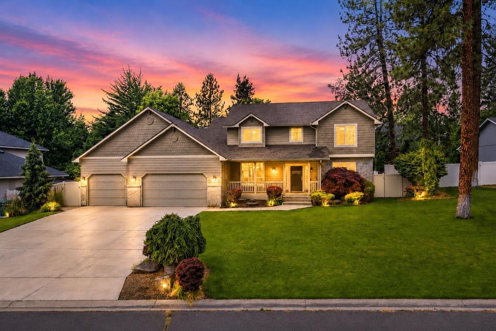15923 N Woodcrest Ct, Spokane, WA 99208