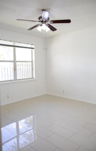 5920 French Plum Lane, Tamarac, FL 33321