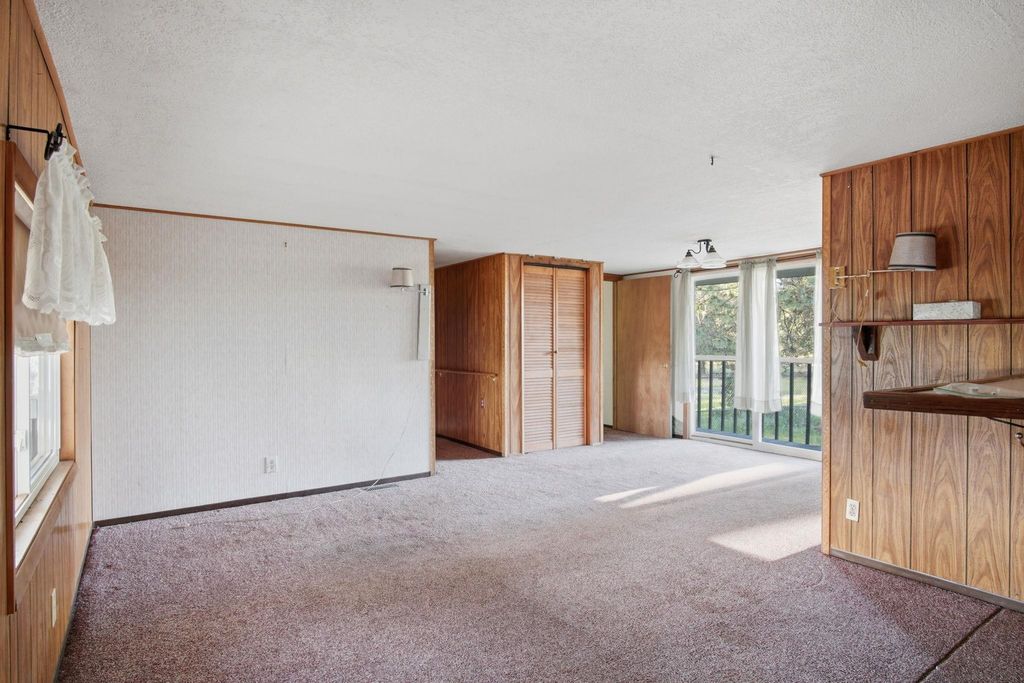 2312 N Christensen Rd, Medical Lake, WA 99022 photo 5