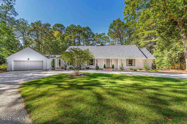 180 Frye Road, Pinehurst, NC 28374