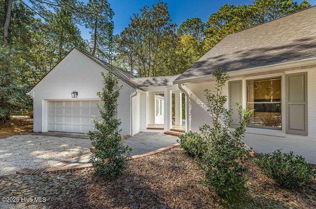 180 Frye Road, Pinehurst, NC 28374