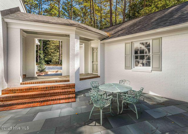 180 Frye Road, Pinehurst, NC 28374