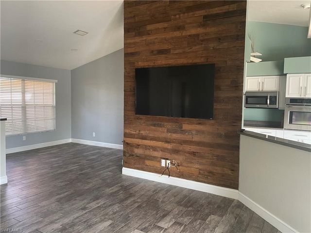 2134 SE 16th ST, Cape Coral, FL 33990