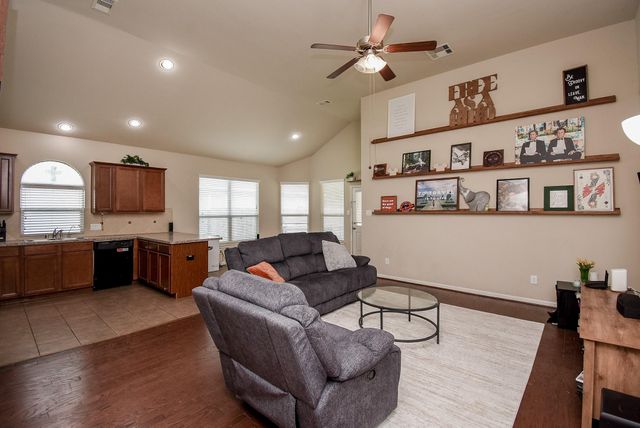 8610 Sweet Pasture Drive, Tomball, TX 77375