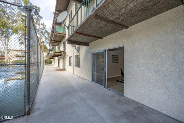 5460 White Oak Avenue E125, Encino, CA 91316