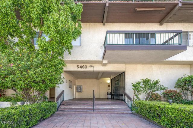 5460 White Oak Avenue E125, Encino, CA 91316