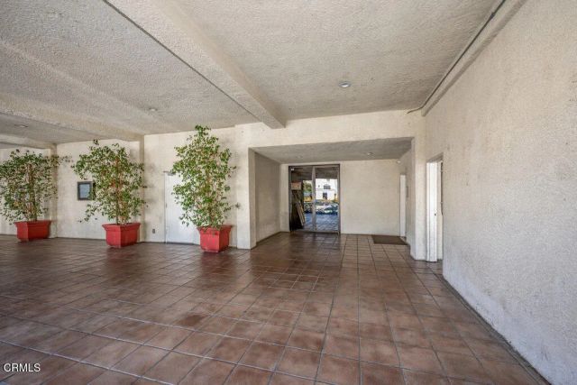 5460 White Oak Avenue E125, Encino, CA 91316