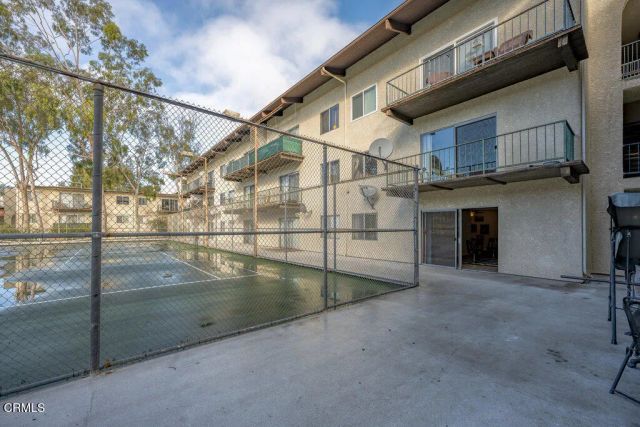 5460 White Oak Avenue E125, Encino, CA 91316