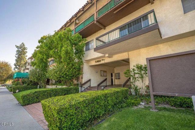 5460 White Oak Avenue E125, Encino, CA 91316