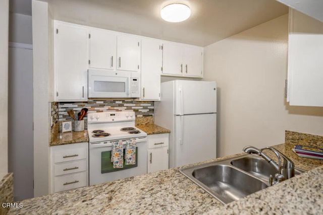 5460 White Oak Avenue E125, Encino, CA 91316
