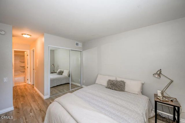5460 White Oak Avenue E125, Encino, CA 91316