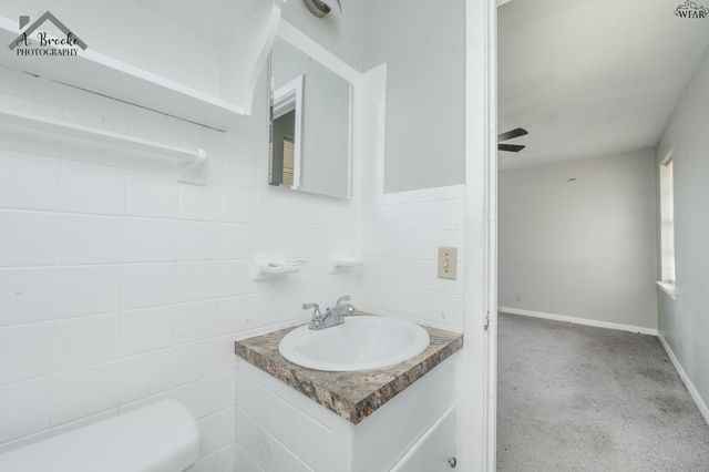 2 GLORIA CIRCLE, Wichita Falls, TX 76309