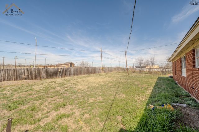 2 GLORIA CIRCLE, Wichita Falls, TX 76309