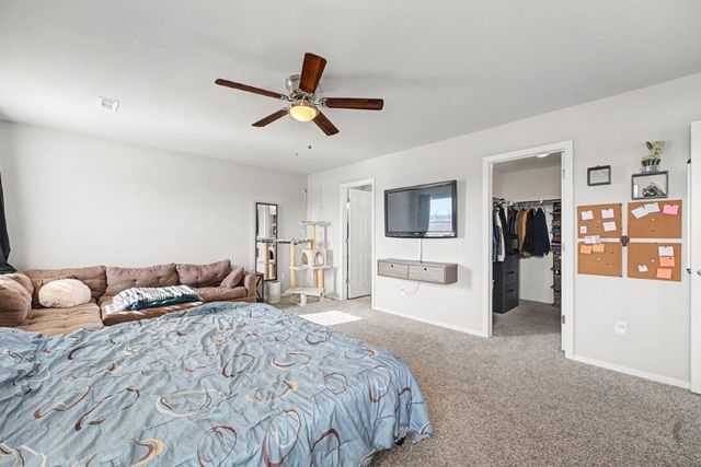 620 Woodcreek Loop, Lowell, AR 72745