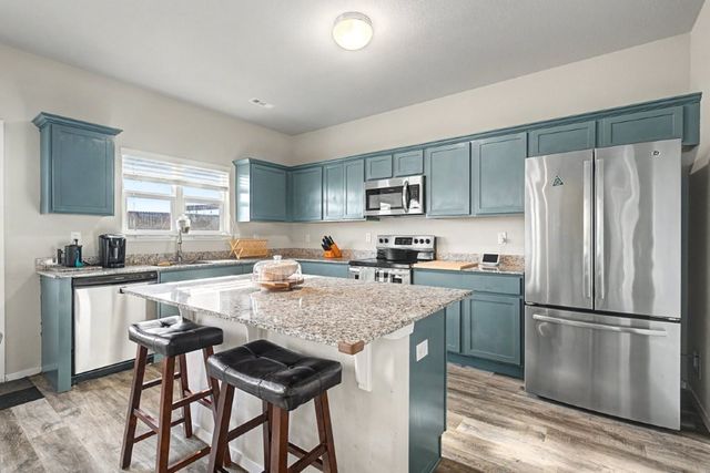 620 Woodcreek Loop, Lowell, AR 72745