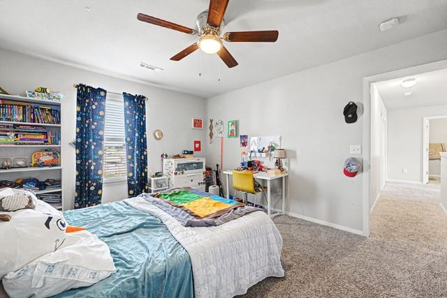 620 Woodcreek Loop, Lowell, AR 72745