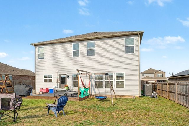 620 Woodcreek Loop, Lowell, AR 72745