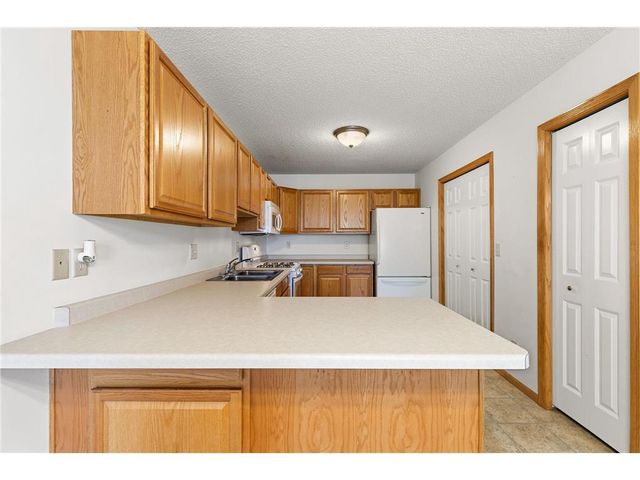 105 Bridgewater Trail, Hudson, WI 54016