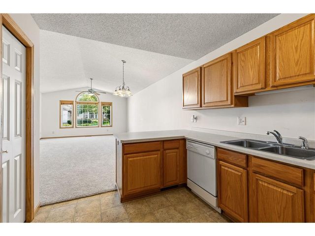 105 Bridgewater Trail, Hudson, WI 54016