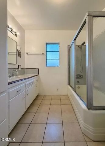 2622 Griffith Park Boulevard, Los Angeles, CA 90039