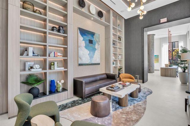 275 1ST AVENUE S 2708, St Petersburg, FL 33701